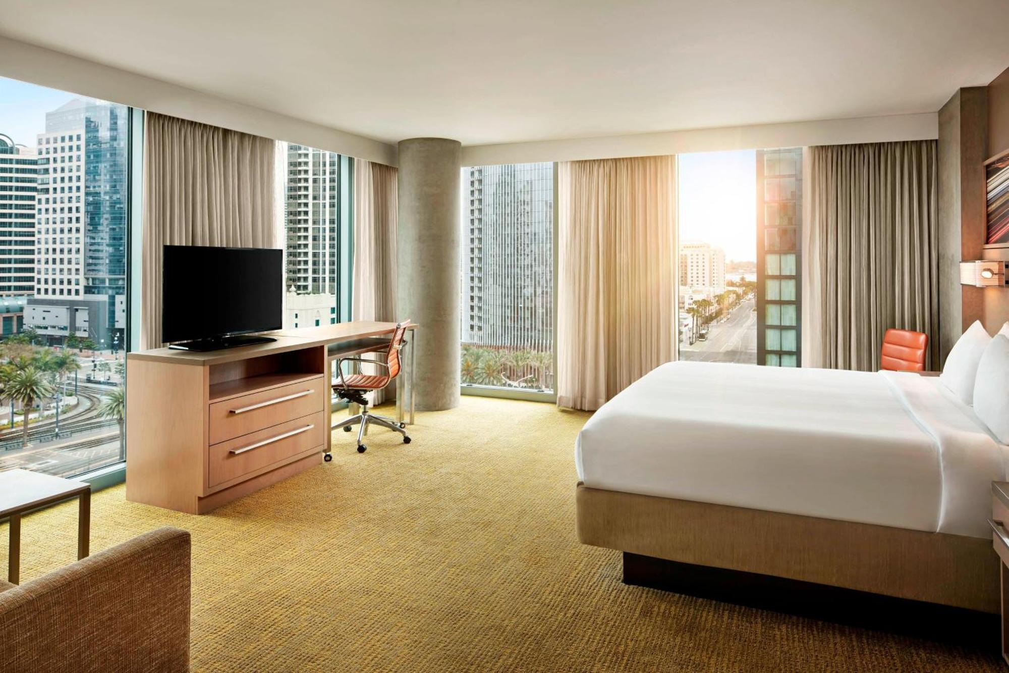 Residence Inn By Marriott San Diego Downtown/Bayfront Exterior photo
